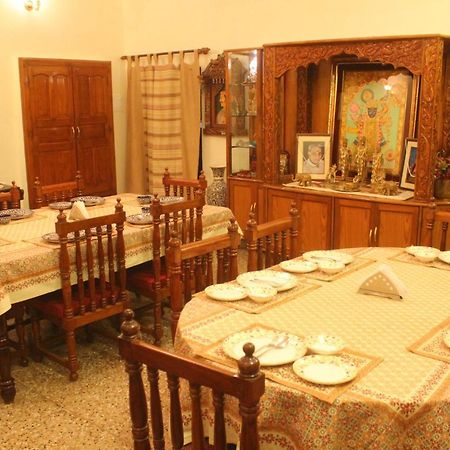 Homestay Varanasi Luaran gambar